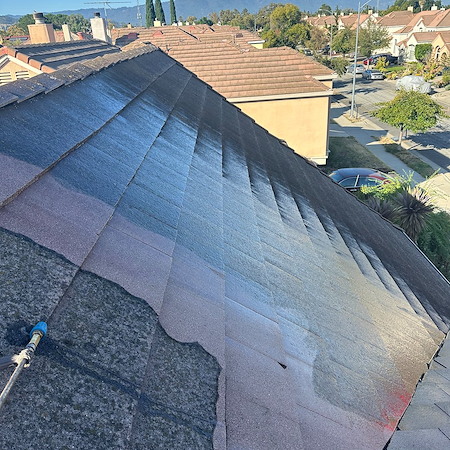 Tile roof cleaning without damage the low pressure methods that work